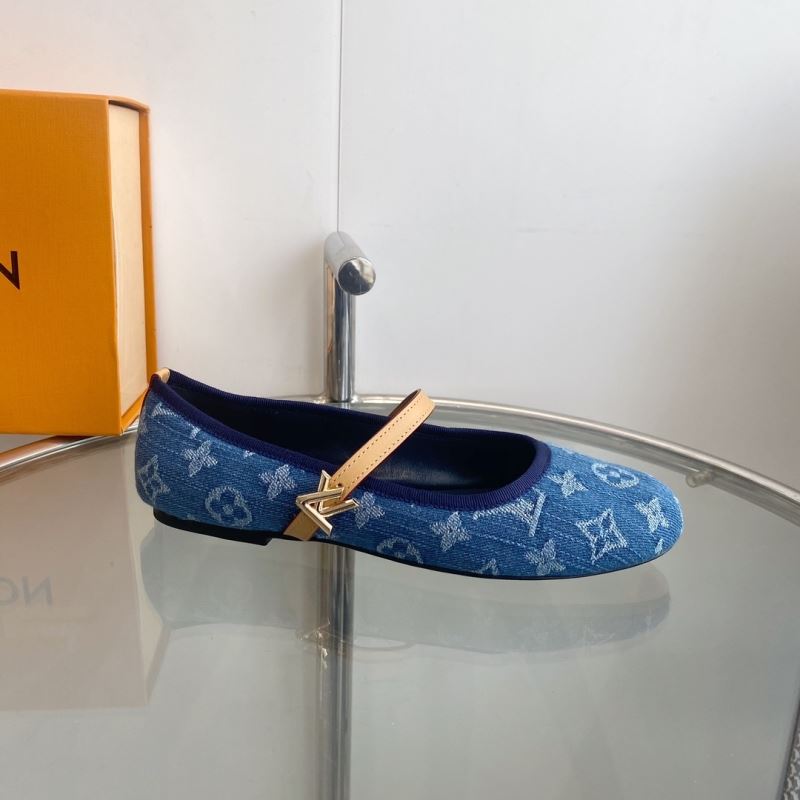 Louis Vuitton Flat Shoes